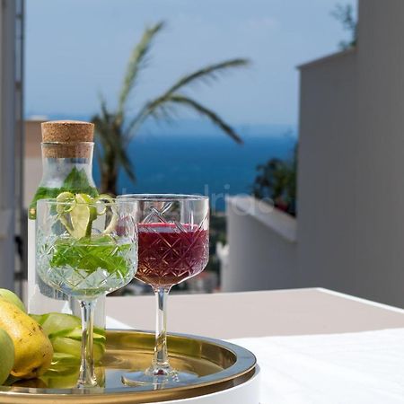 Villa Smaragd - Opal - Luxury Apt With Shared Pool And Private Hot Tub Makarska Exterior photo